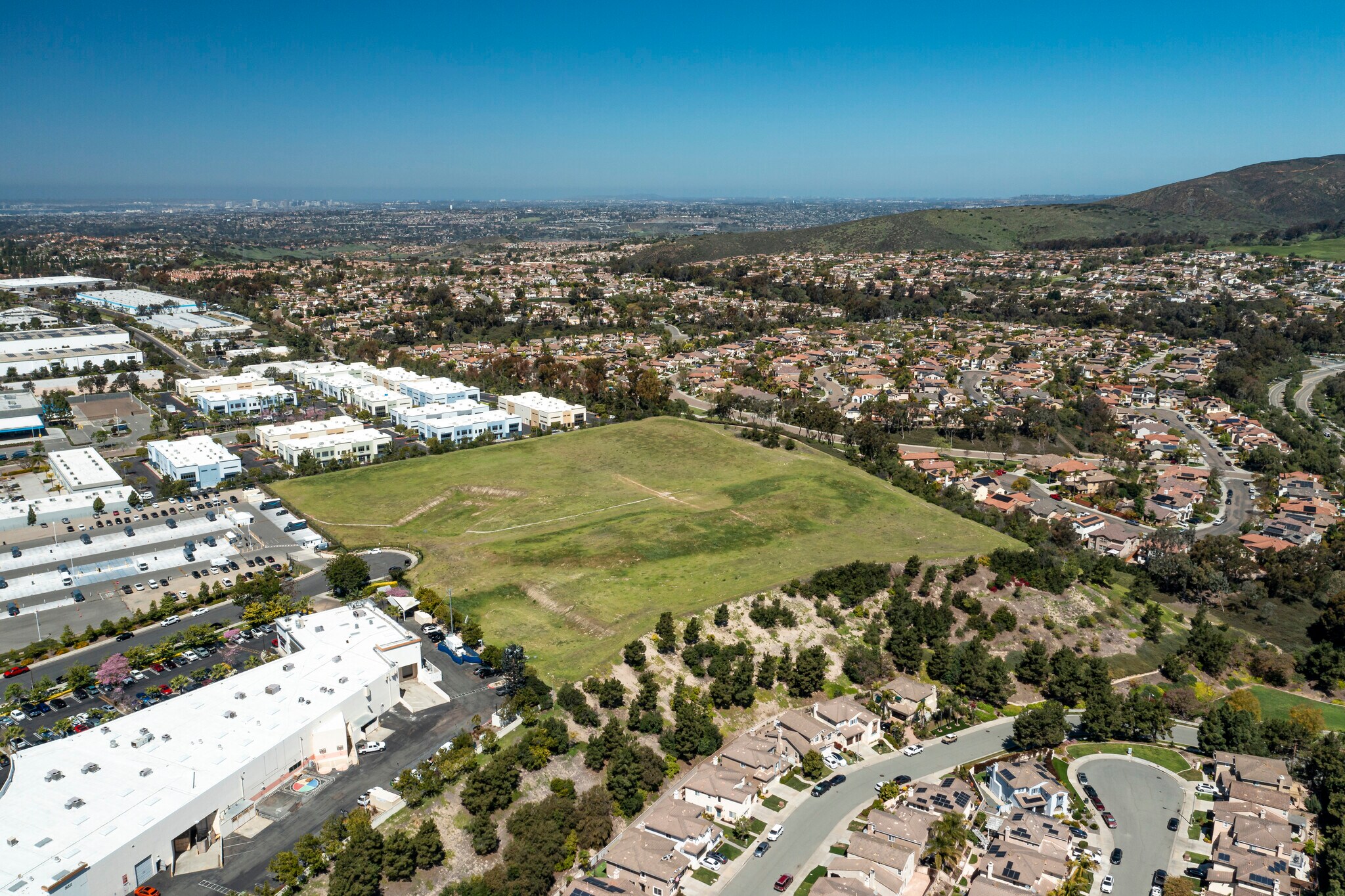 830-831 District pl, Chula Vista, CA à vendre Photo principale- Image 1 de 3