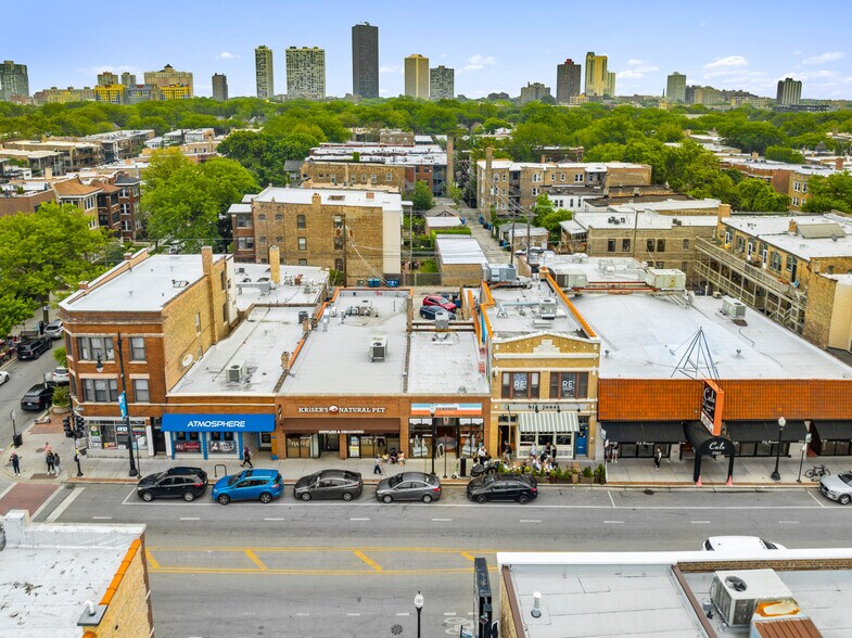 5347 N Clark St, Chicago, IL à vendre - Photo du bâtiment - Image 3 de 9