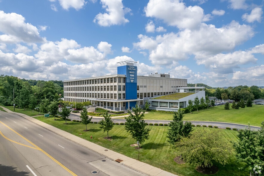 1611 S Main St, Dayton, OH for lease - Building Photo - Image 2 of 4