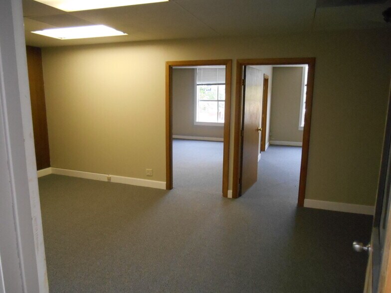 8535-8539 N Lombard St, Portland, OR à vendre - Photo intérieure - Image 3 de 6
