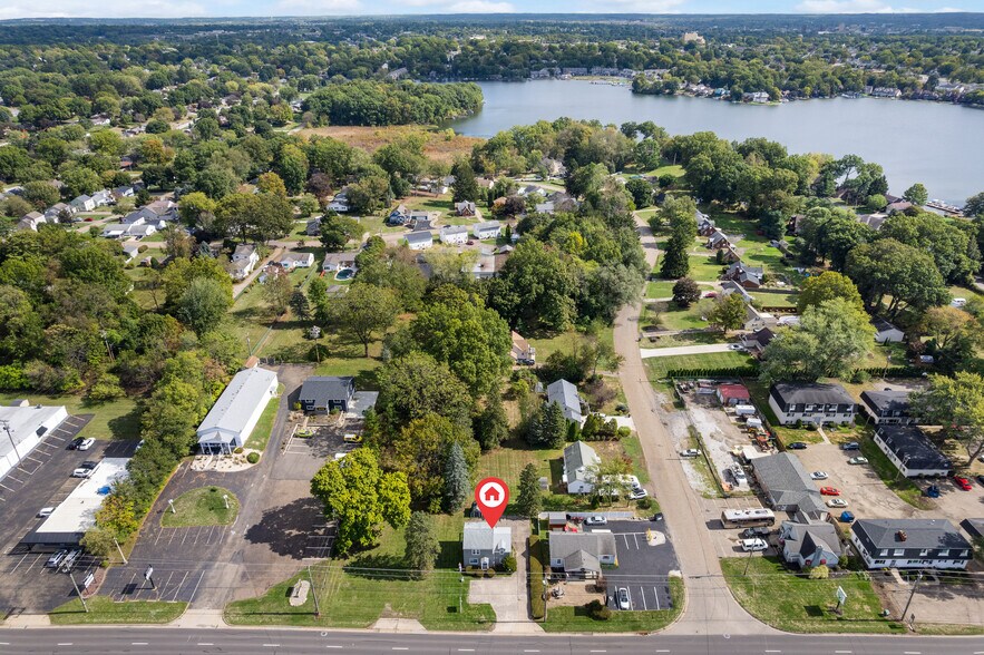 1850 Whipple Ave NW, Canton, OH à vendre - Photo du bâtiment - Image 3 de 37