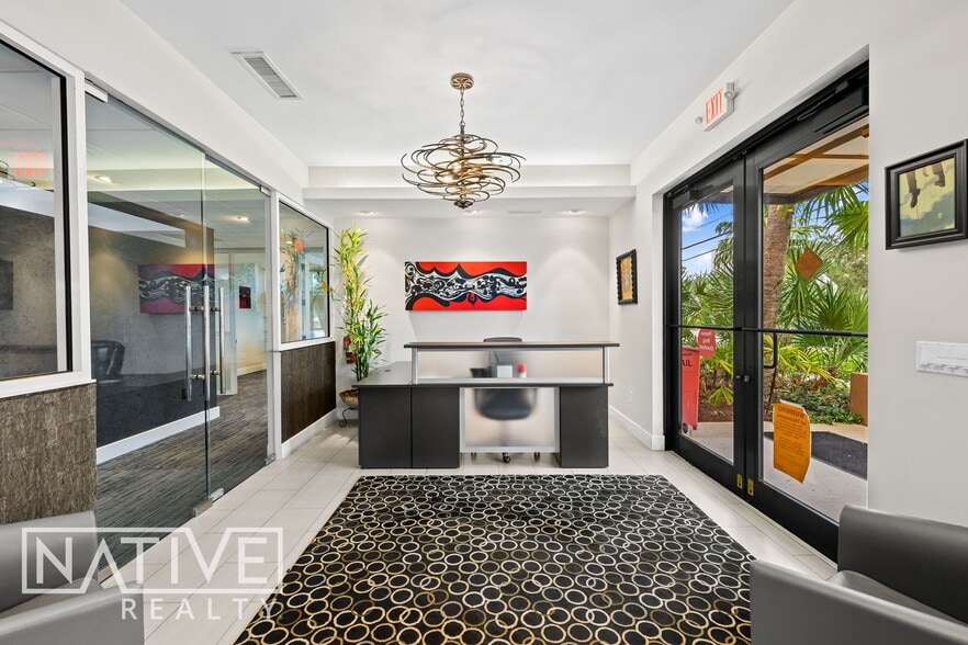 1000 E Broward Blvd, Fort Lauderdale, FL for lease - Interior Photo - Image 3 of 21