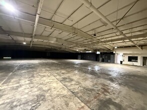 700 S Hathaway St, Banning, CA à louer Photo intérieure- Image 2 de 3