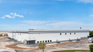 Plus de détails pour 5411 IH-10, San Antonio, TX - Industriel à louer