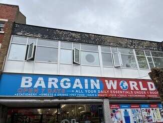 Plus de détails pour 30 Bailey St, Oswestry - Bureau à louer