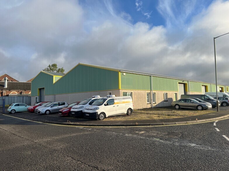 Station Pl, Forfar à louer - Photo du bâtiment - Image 1 de 4