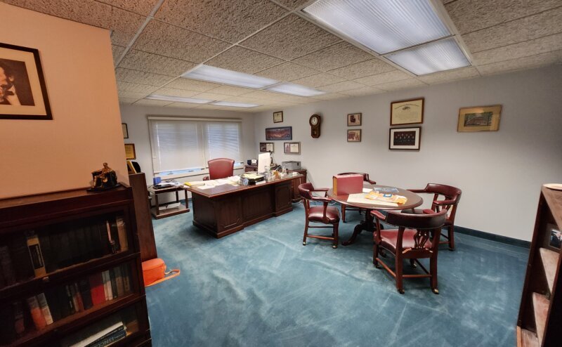 508 S Broadway Ave, Urbana, IL à vendre - Photo du bâtiment - Image 3 de 3