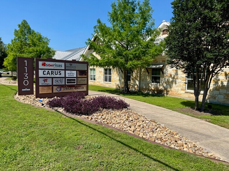 1130 Cottonwood Crk, Cedar Park, TX à vendre - Photo du bâtiment - Image 2 de 7