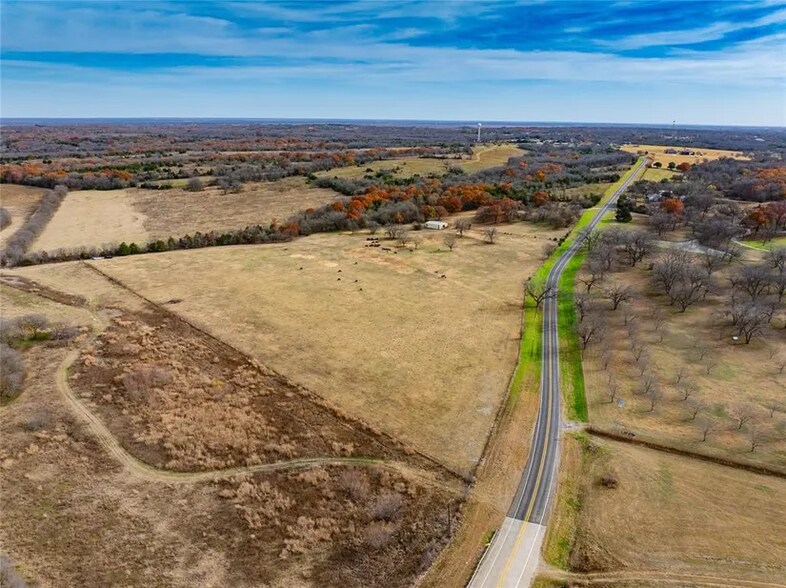 000 FM 660, Ennis, TX for sale - Building Photo - Image 1 of 5
