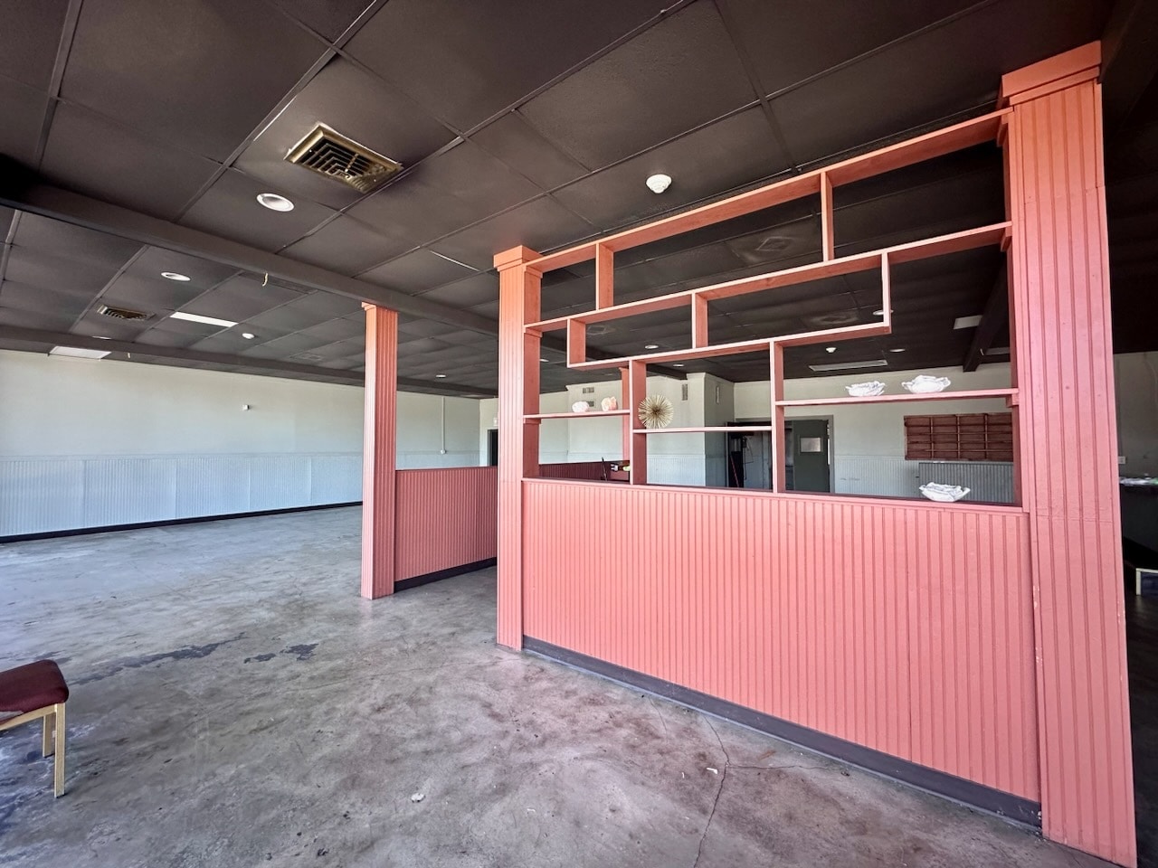 6025 Phelan Blvd, Beaumont, TX for lease Building Photo- Image 1 of 2