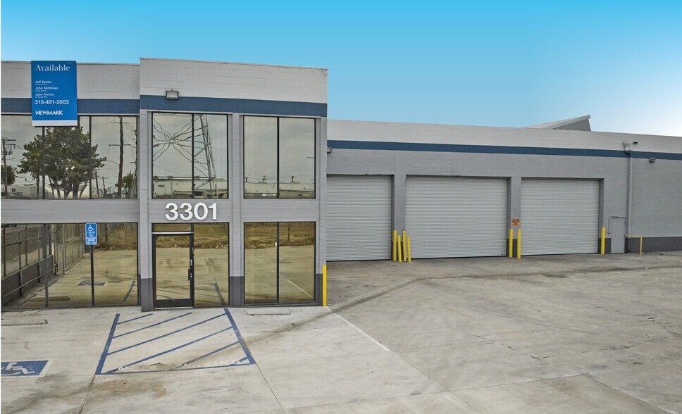3301 Leonis Blvd, Vernon, CA à louer - Photo du bâtiment - Image 2 de 7