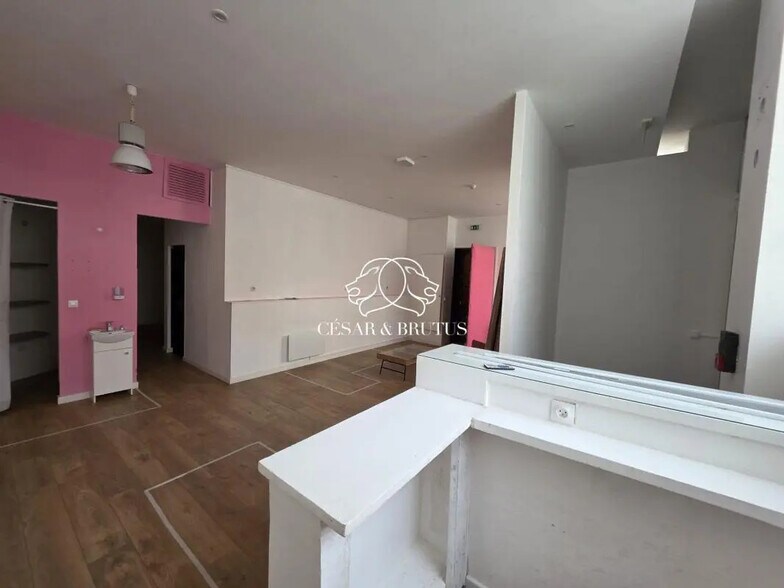 23 Rue Chalopin, Lyon à louer - Photo du bâtiment - Image 2 de 4
