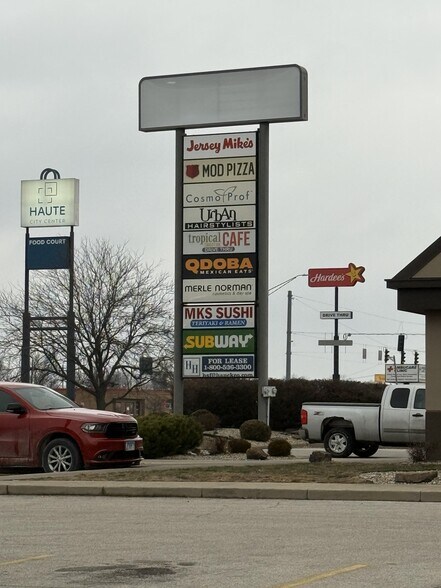 3401-3500 S US Highway 41, Terre Haute, IN à louer - Photo du bâtiment - Image 2 de 9