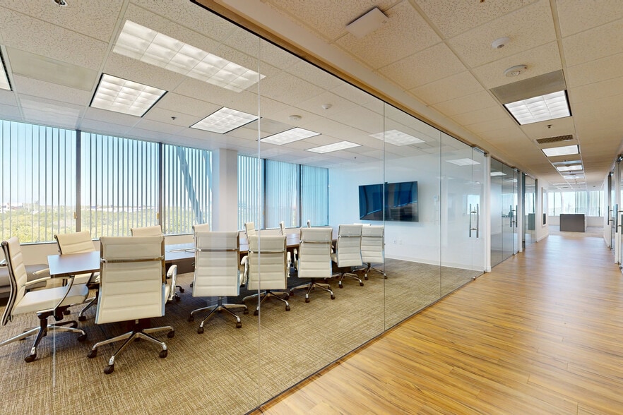 17755 US Highway 19 N, Clearwater, FL for sale - Matterport 3D Scan - Image 2 of 15