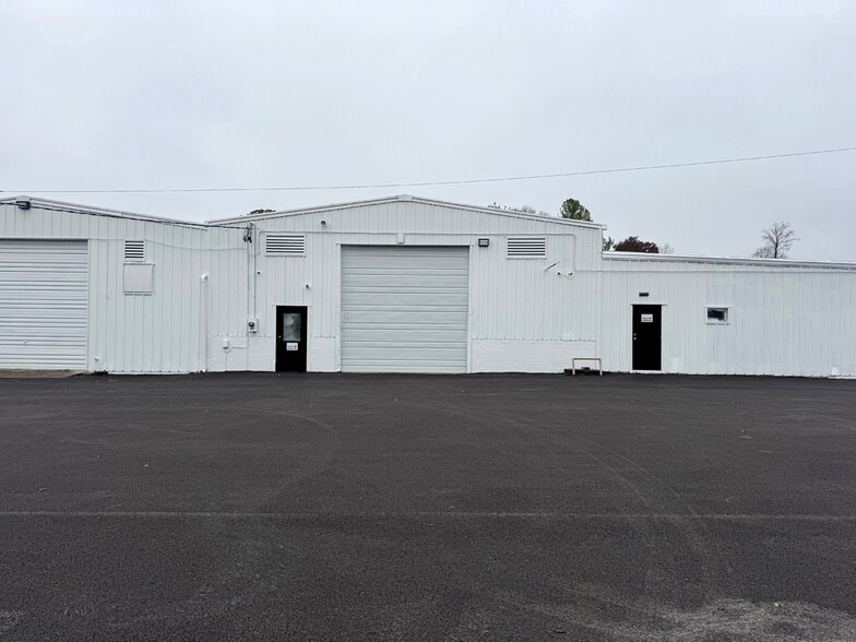 901 Lehman Ave, Bowling Green, KY for lease - Primary Photo - Image 1 of 14