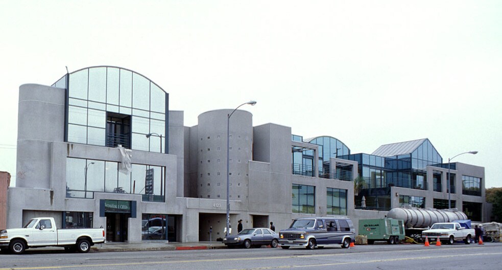 4123 Lankershim Blvd, North Hollywood, CA à vendre - Photo du bâtiment - Image 3 de 18