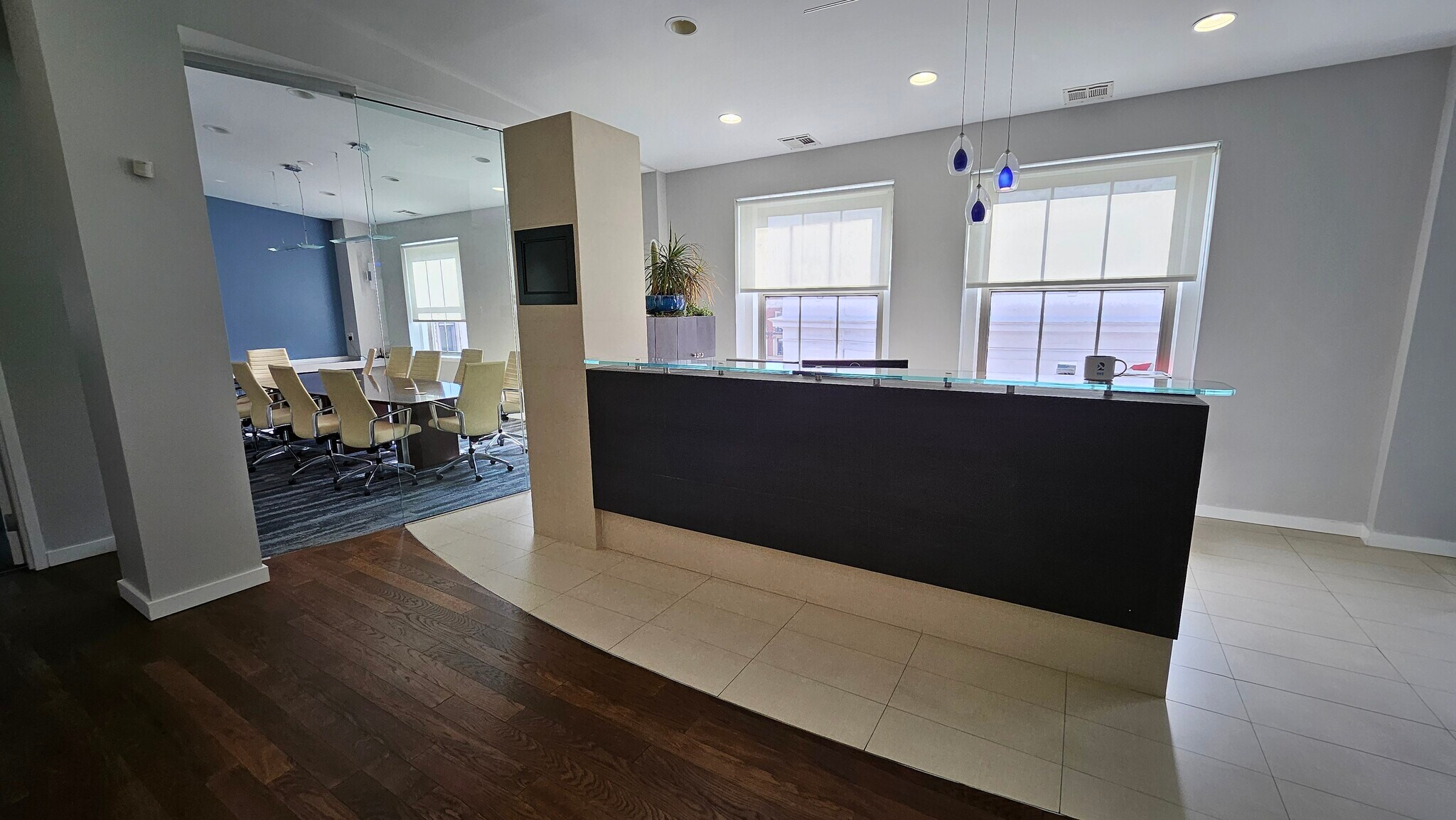 516 N Charles St, Baltimore, MD for lease Interior Photo- Image 1 of 16