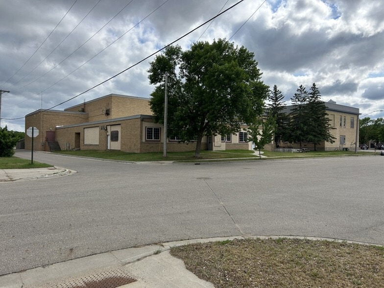 117 3rd St E, Park Rapids, MN for sale - Building Photo - Image 3 of 29