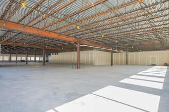 33 Tech Valley Dr, East Greenbush, NY for lease Building Photo- Image 2 of 5