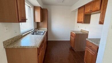 7307 Remcon Cir, El Paso, TX for lease Interior Photo- Image 2 of 9