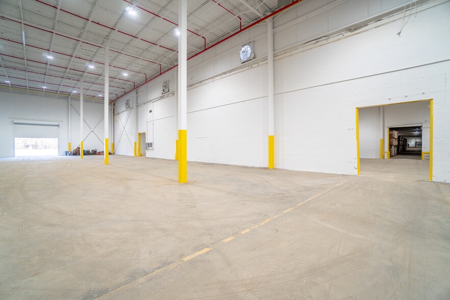 1885 Alamac Rd, Lumberton, NC for lease - Interior Photo - Image 3 of 16