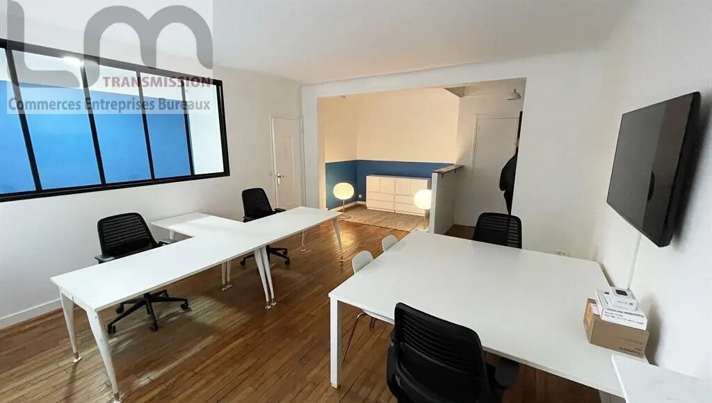 Office in Boulogne-Billancourt for lease Interior Photo- Image 1 of 7
