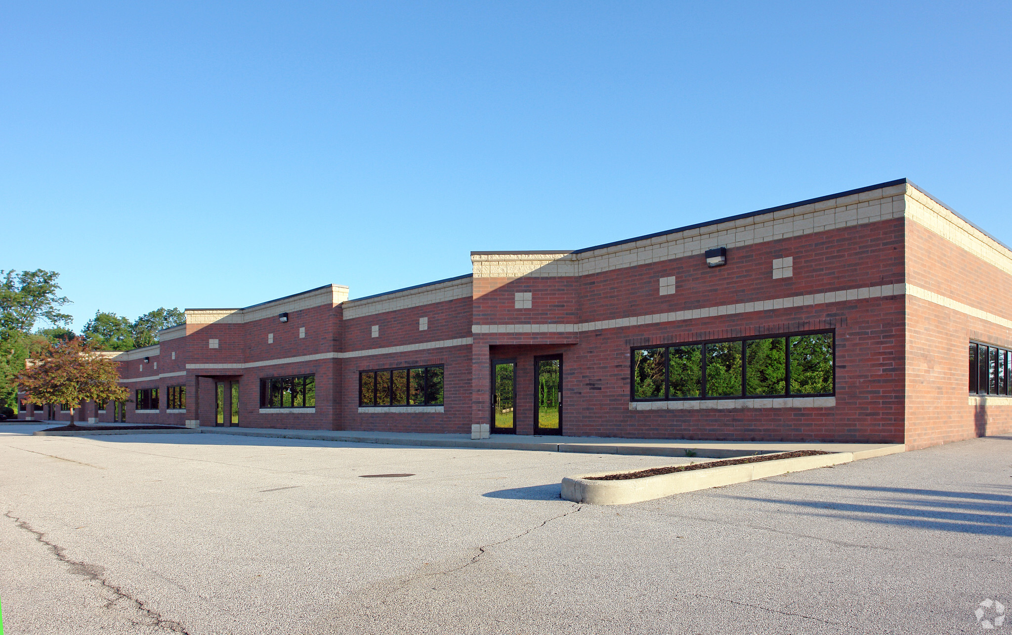 5685 Hudson Industrial Pky, Hudson, OH for sale Building Photo- Image 1 of 1