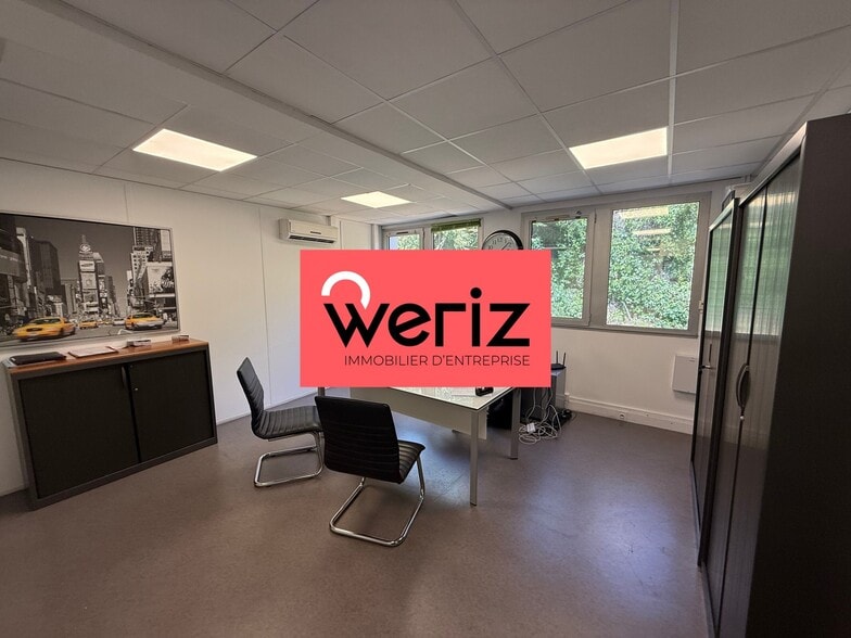 Industrial in Marseille for lease - Building Photo - Image 3 of 4