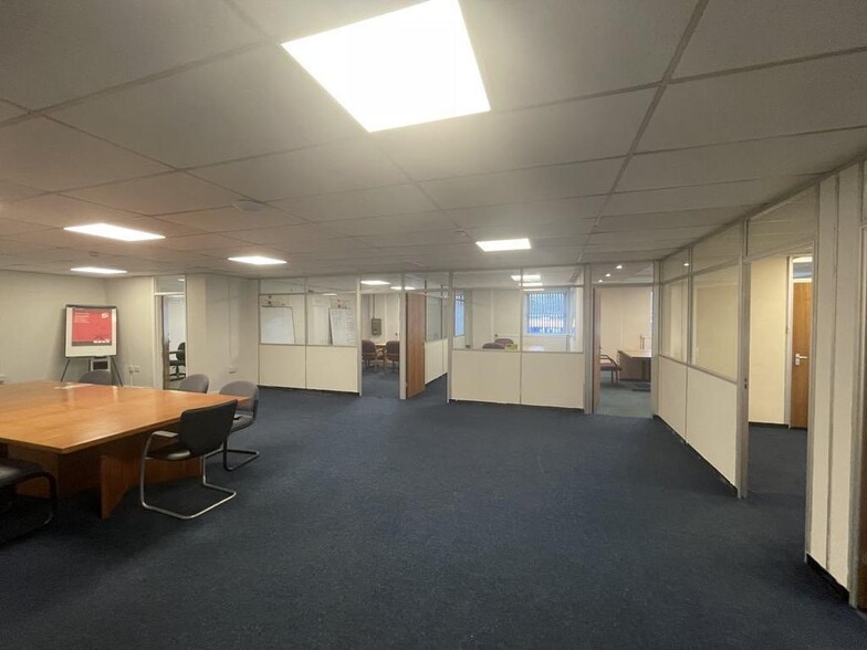 Weston Coyney Rd, Stoke On Trent for lease - Building Photo - Image 2 of 13