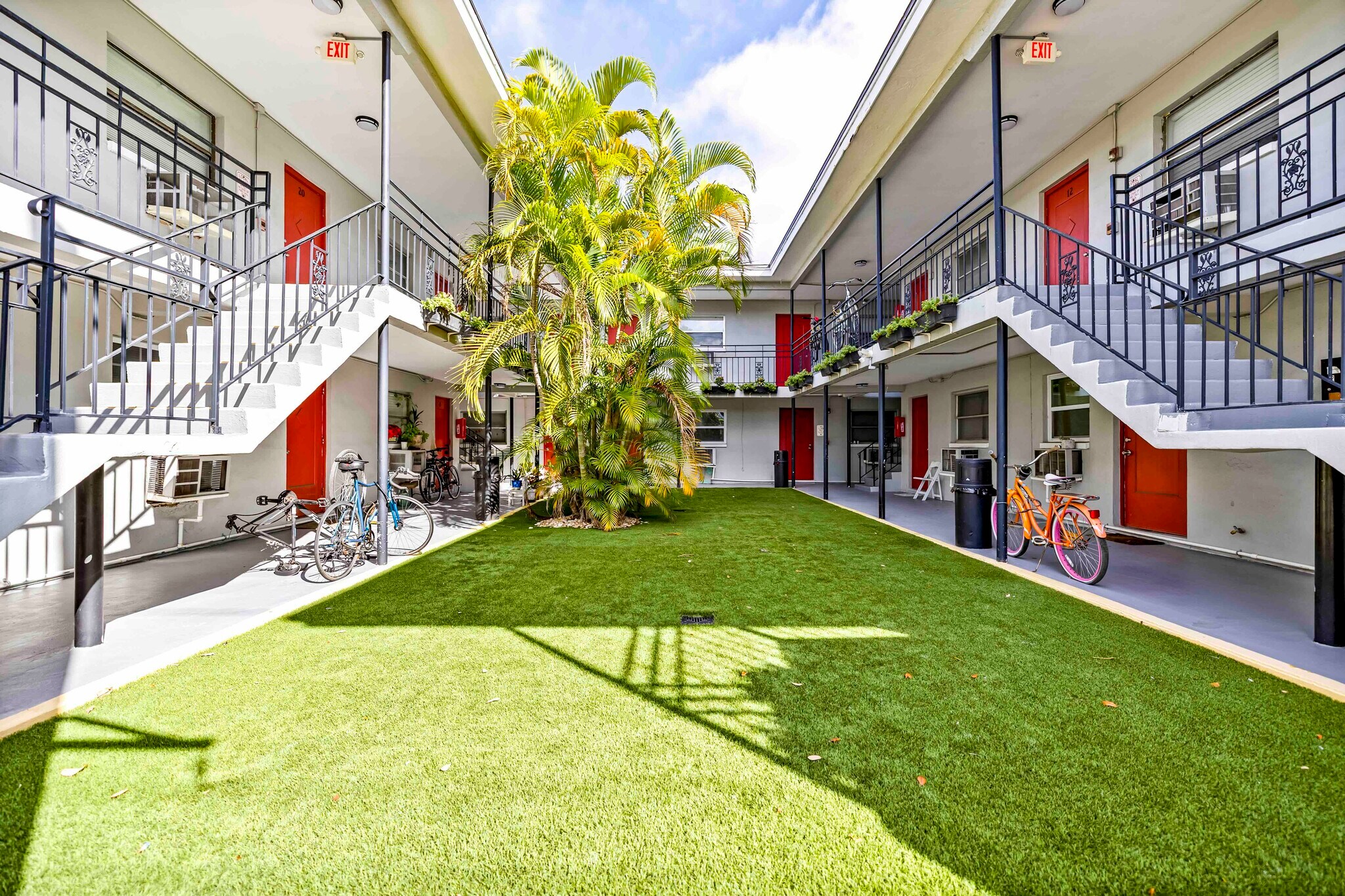 865 5th Ave N, Saint Petersburg, FL à vendre Photo du bâtiment- Image 1 de 9