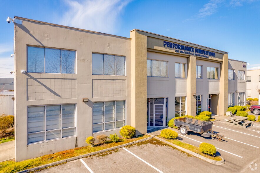 7073 Venture St, Delta, BC à louer - Photo du bâtiment - Image 3 de 5