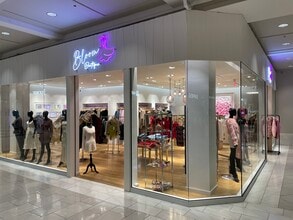 10000 California St, Omaha, NE à louer Photo intérieure- Image 1 de 1