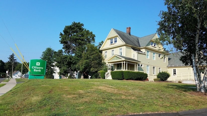 2584 Dixwell Ave, Hamden, CT à louer - Photo du bâtiment - Image 2 de 3