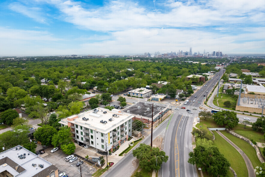 4525 Guadalupe St, Austin, TX for lease - Building Photo - Image 1 of 13