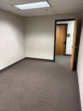 750 2nd St NE, Hopkins, MN for lease Interior Photo- Image 2 of 2