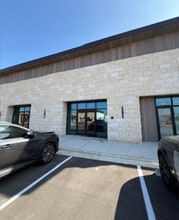 2021 Kauffman Loop, Georgetown, TX à louer Photo du bâtiment- Image 2 de 3
