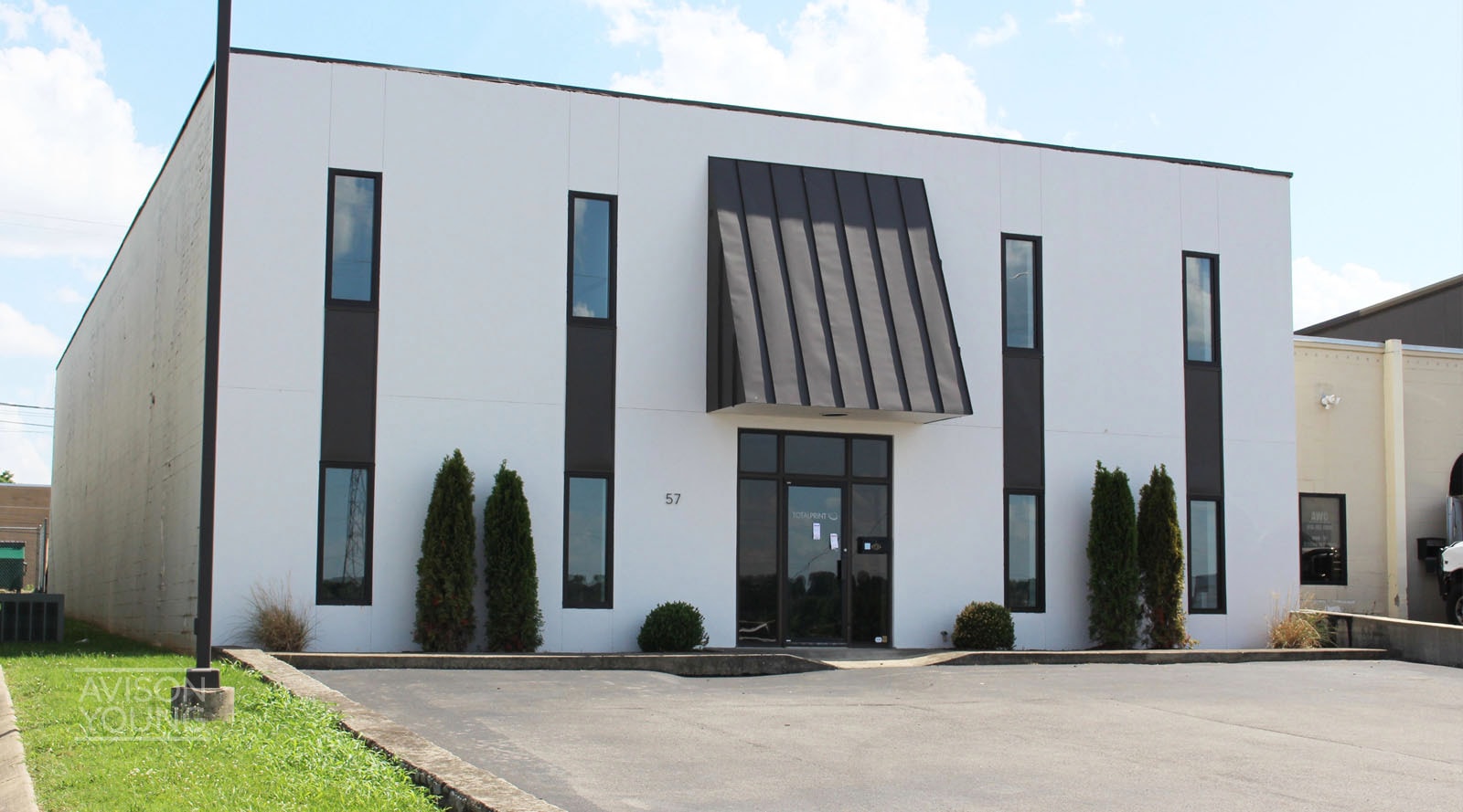 57 Willow St, Nashville, TN for lease Interior Photo- Image 1 of 4