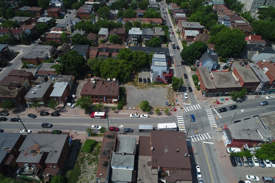 290 Booth St, Ottawa, ON à vendre - Photo du bâtiment - Image 2 de 4