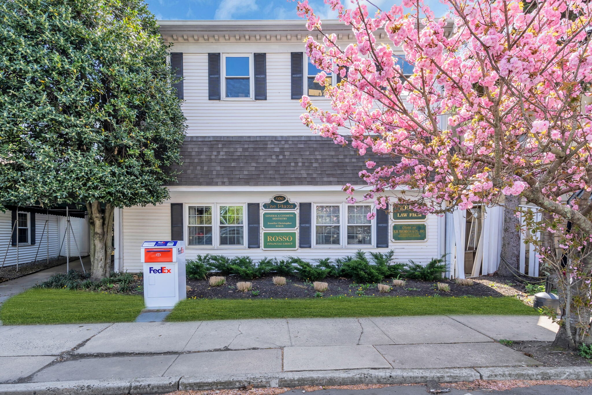 800 The Plaza, Sea Girt, NJ for sale Primary Photo- Image 1 of 34