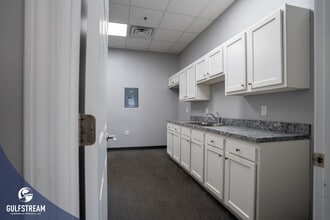 2601 W Parrish Ave, Owensboro, KY for lease Interior Photo- Image 2 of 9
