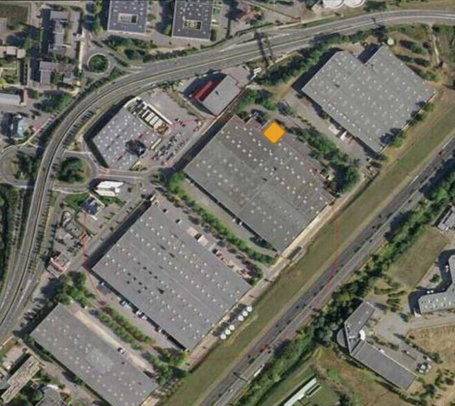 Avenue De L'Oceanie, Villejust for lease - Building Photo - Image 3 of 19