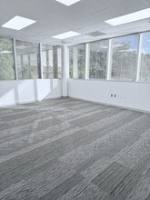 4406 W Linebaugh Ave, Tampa, FL à louer Photo intérieure- Image 2 de 11