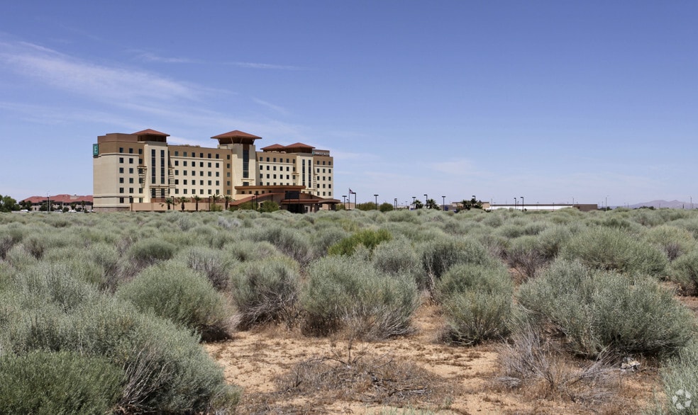 5th St W, Palmdale, CA à vendre - Photo principale - Image 1 de 6