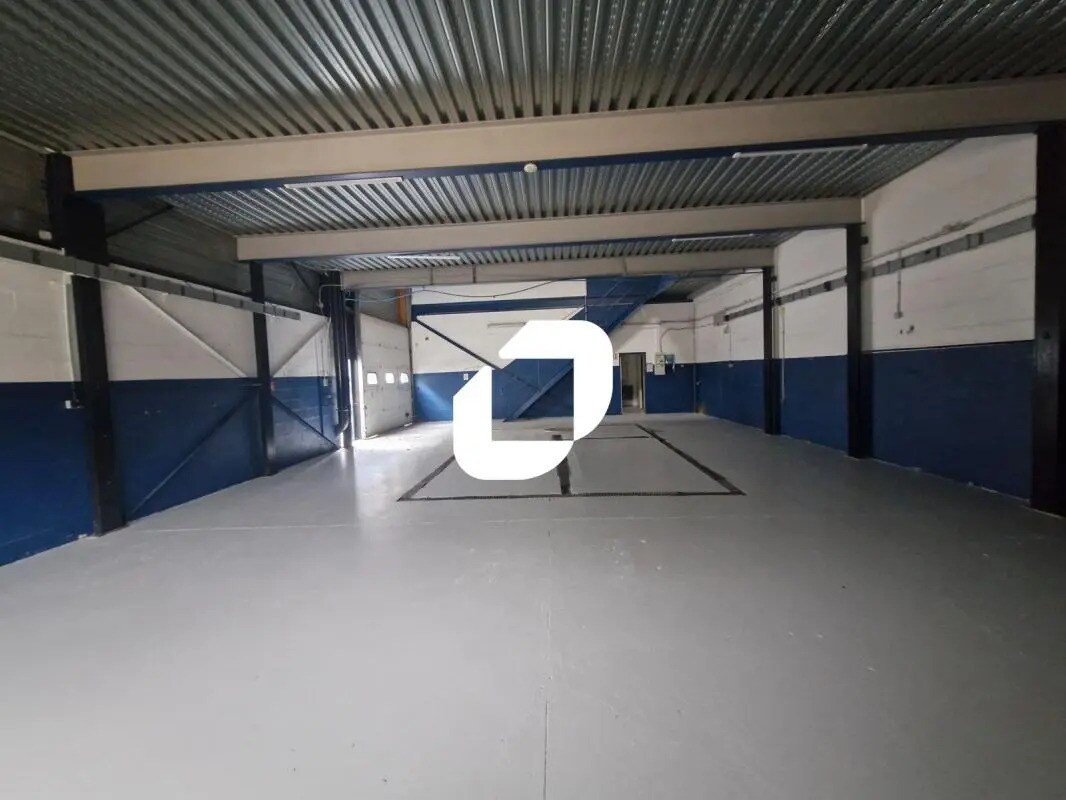 Flex in Ozoir-la-Ferrière for lease Interior Photo- Image 1 of 6