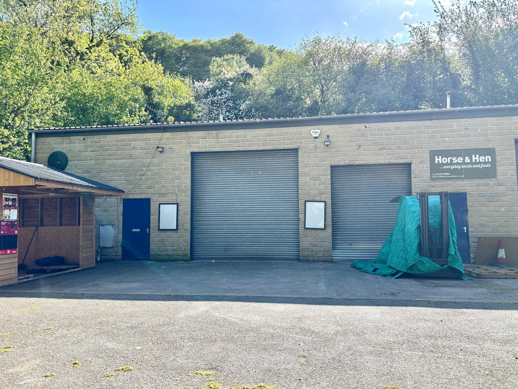 Units D & E Brookfield Industrial Estate, Tansley for lease Building Photo- Image 1 of 2