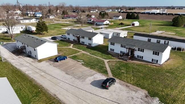Plus de détails pour 219 S F St, La Harpe, IL - Multi-résidentiel à vendre