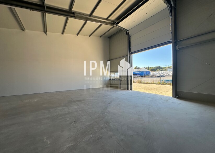 32 Imp. Eugène Chevreul 1, Rognac for lease - Building Photo - Image 1 of 5