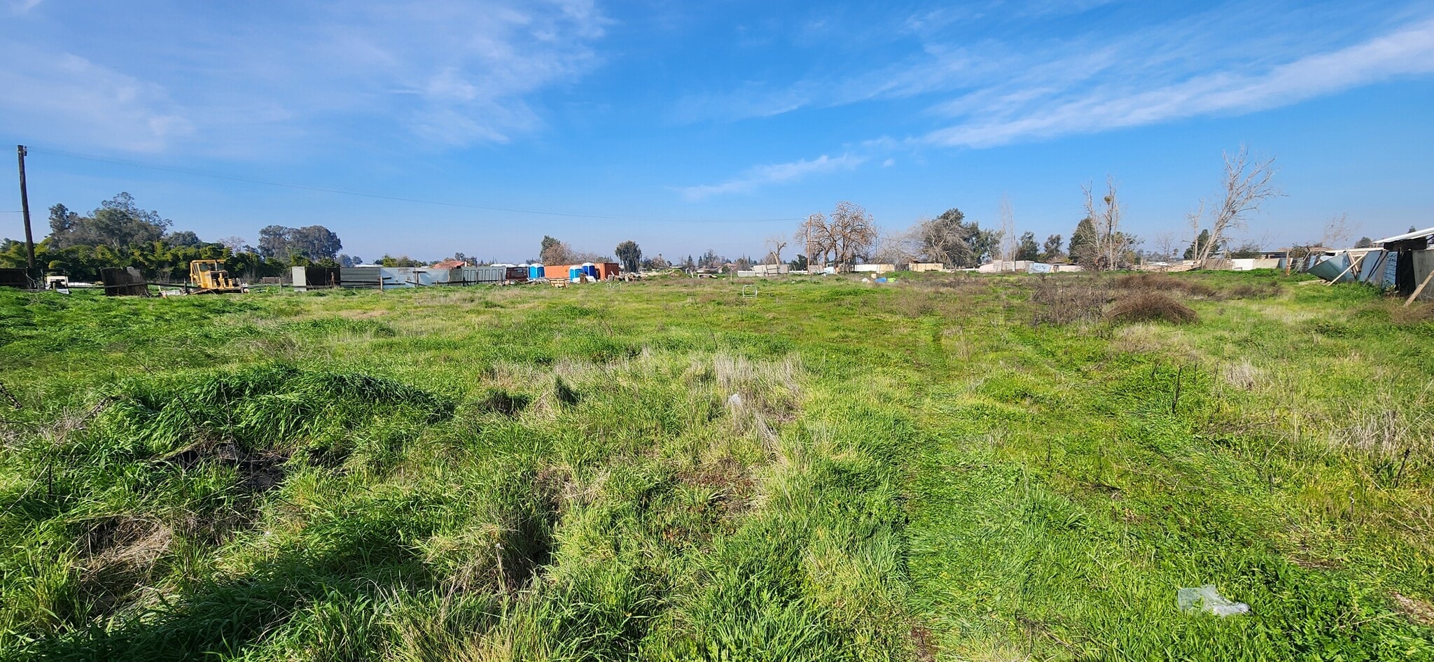 3222 W Floradora Ave, Fresno, CA for lease Primary Photo- Image 1 of 2