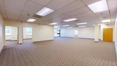 11001 Roosevelt Blvd, Saint Petersburg, FL for lease Matterport 3D Scan- Image 1 of 8