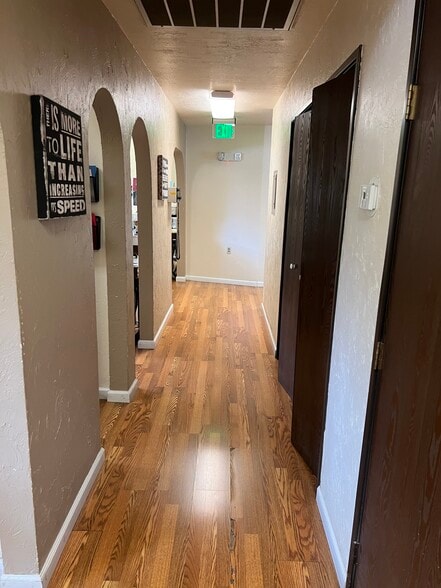645 W 6th St, Reno, NV à vendre - Photo intérieure - Image 3 de 6